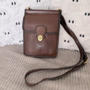 COACH Vintage Murphy Bag 9930 Mahogany Leather Brass Turnlock Crossbody USA